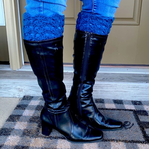 HANDMADE crocheted Belmont Boot Toppers - Picture 1 of 3